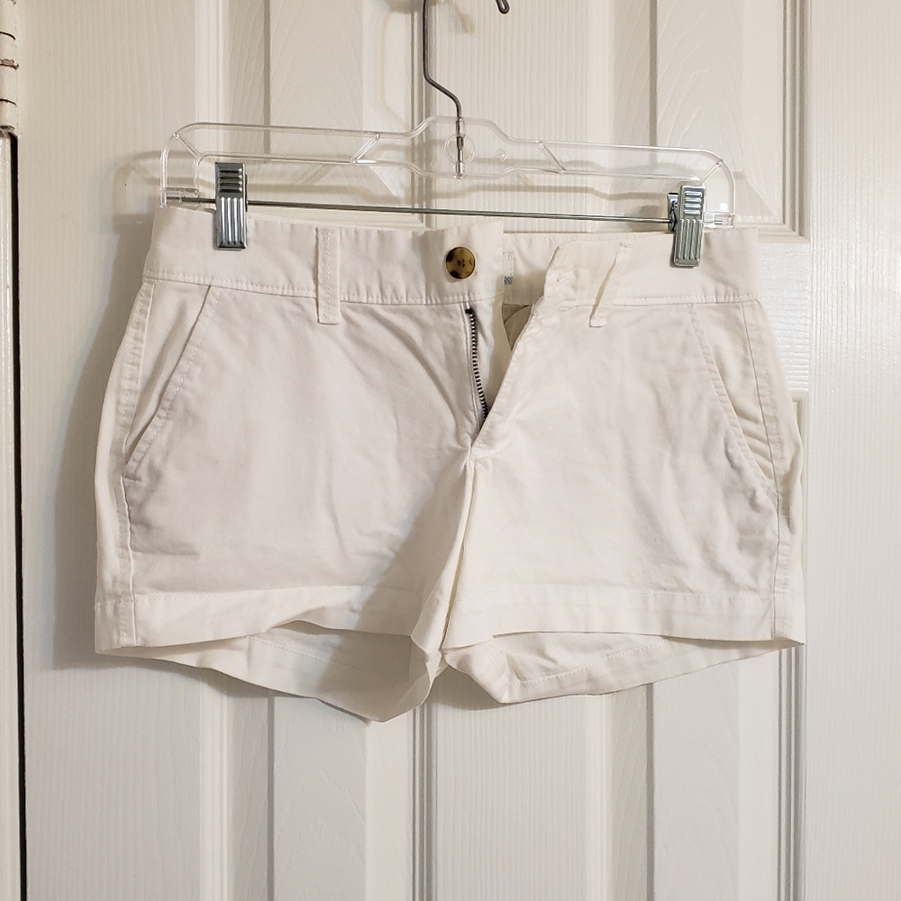 Sz. 0 White Old Navy Shorts